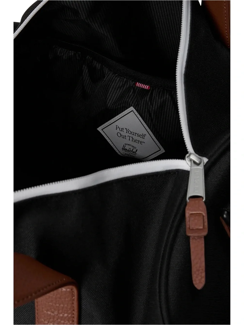 New NWT HERSCHEL Novel Duffle Duffel Weekender 20.5 inch Mens Womens Kids UNISEX
